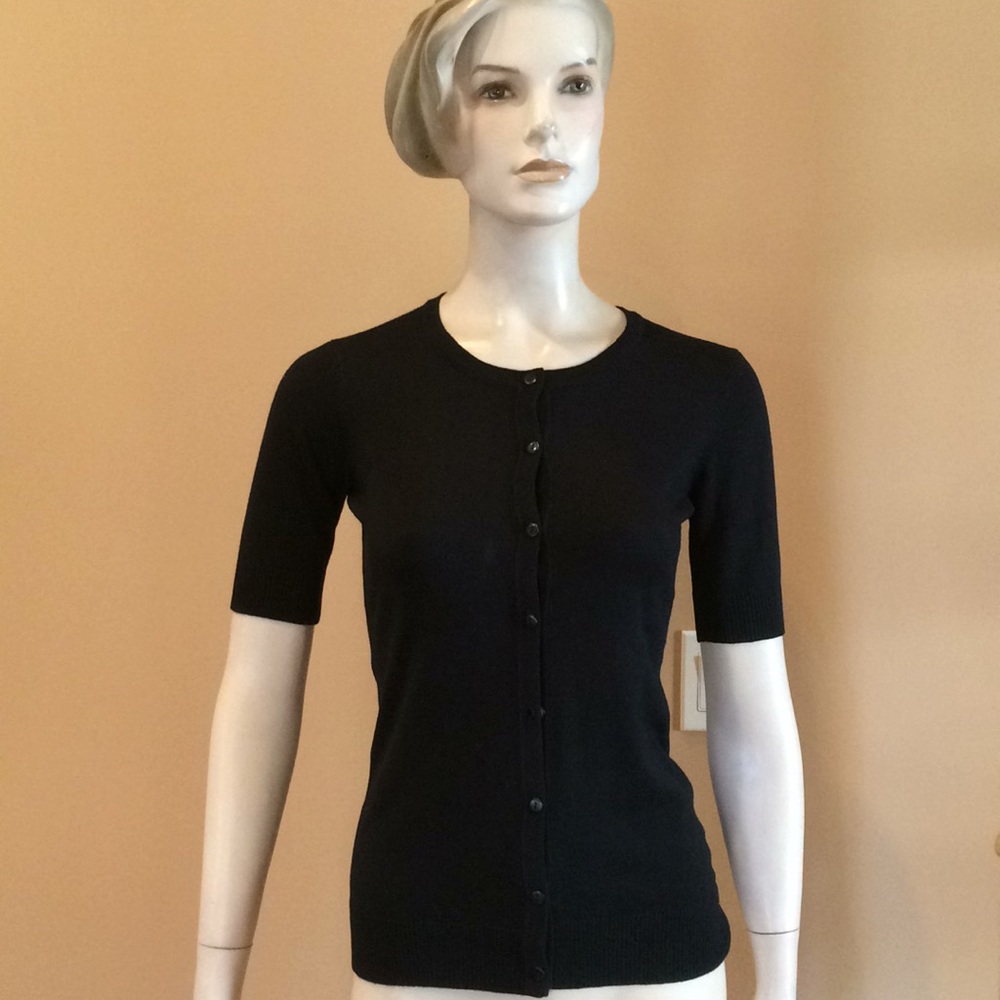 Black short sleeve cardigan